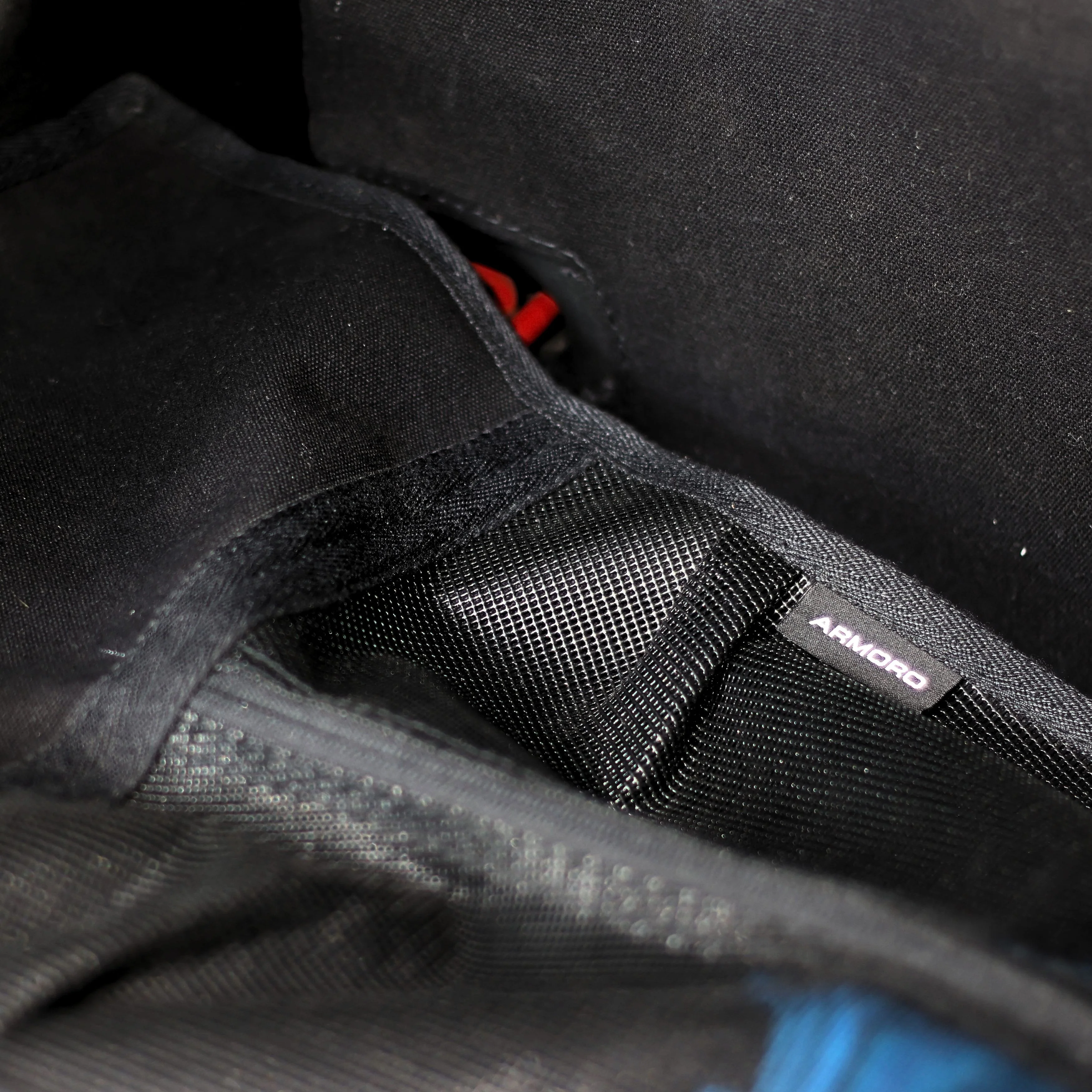 Suzuki Jimny Luggage Area Cover - Image 6